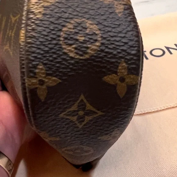❤️‍🔥Louis Vuitton ❤️‍🔥Brown Monogram Women's Pouchette